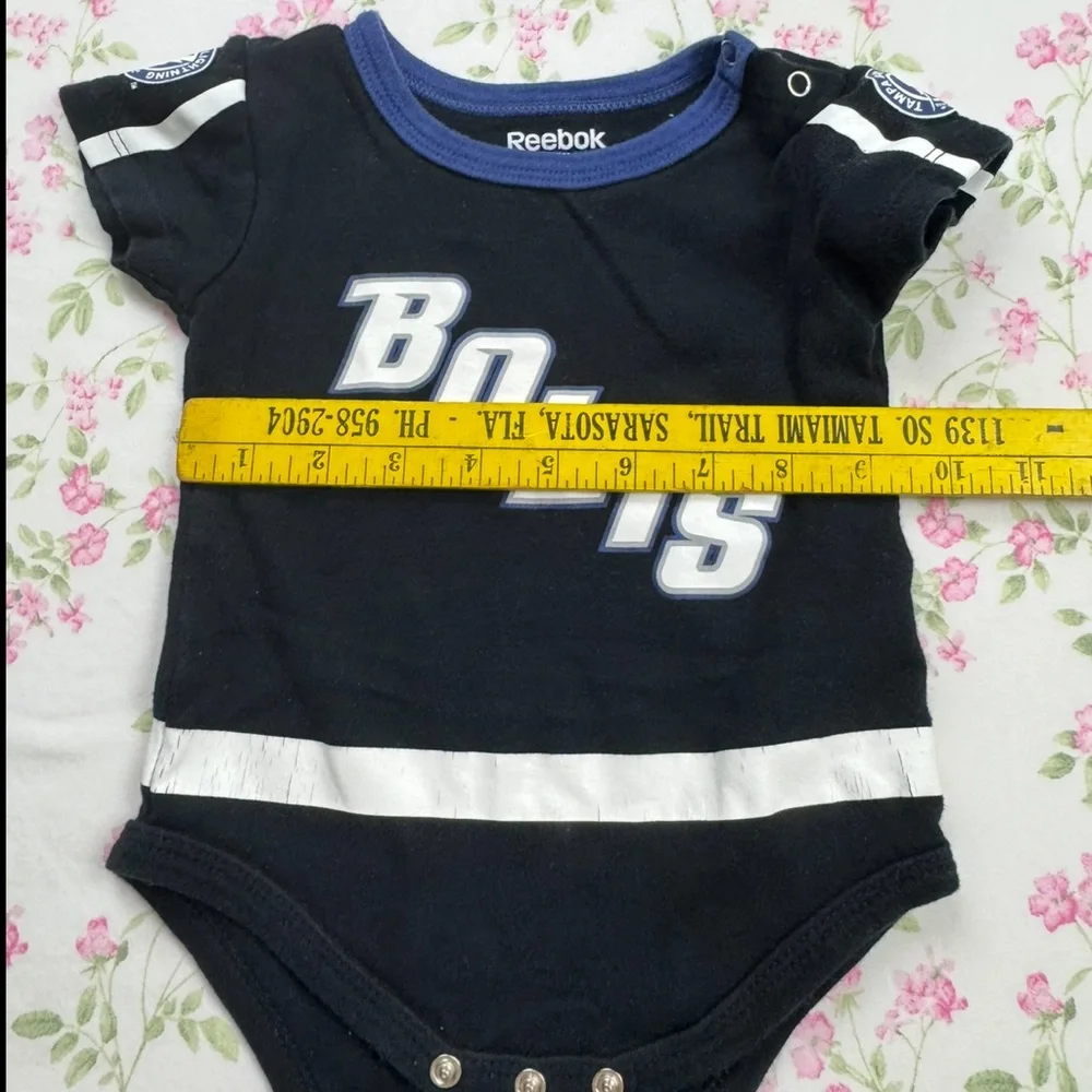 Tampa Bay Lightning Hockey Jersey Bolts‎ Infant Onesie 6-9 Months